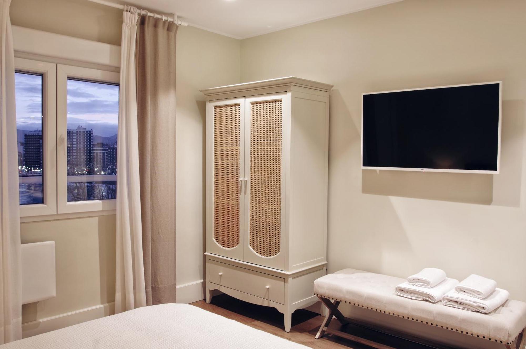 Apartamentos Bahia San Lorenzo Χιχόν Εξωτερικό φωτογραφία